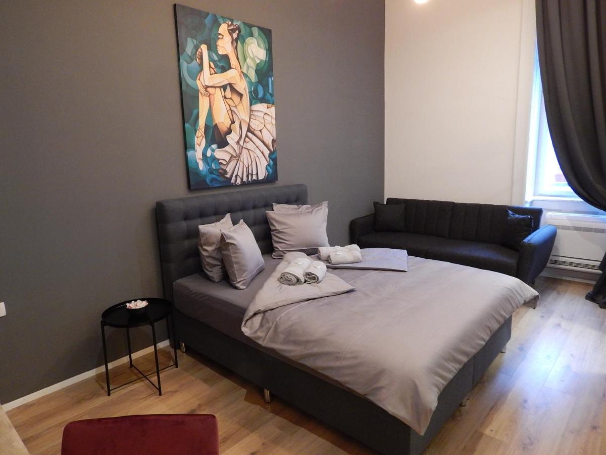 Gold Rooms And Suite Rijeka Exterior foto